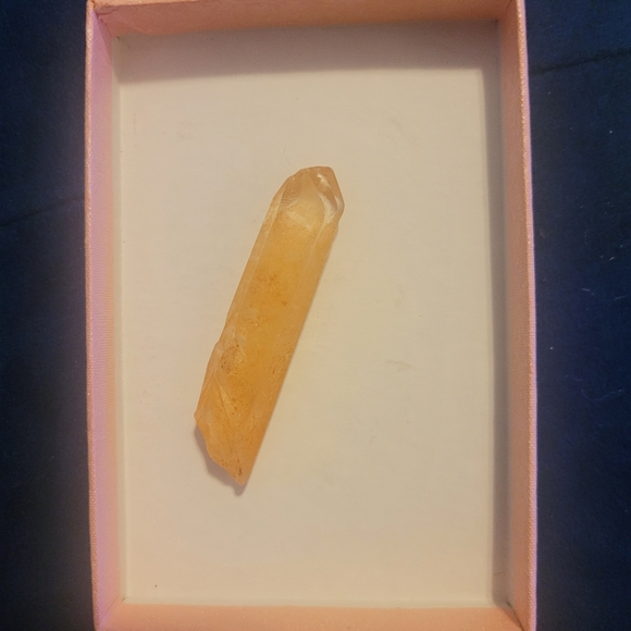 Crystals - Picture 5 of 7